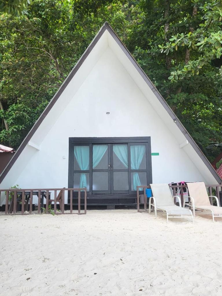 Dewati Roomstay B&B Lang Tengah Dış mekan fotoğraf