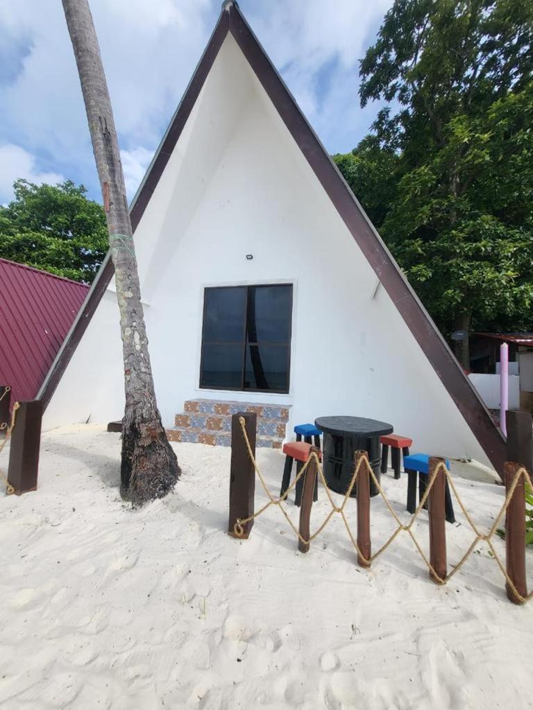 Dewati Roomstay B&B Lang Tengah Dış mekan fotoğraf